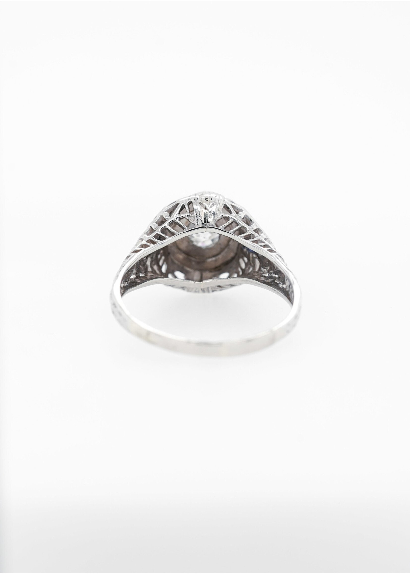 18KW 3.13g .25ctw (.20ctr) G/I1 Old European Cut Diamond Vintage Ring (size 7)