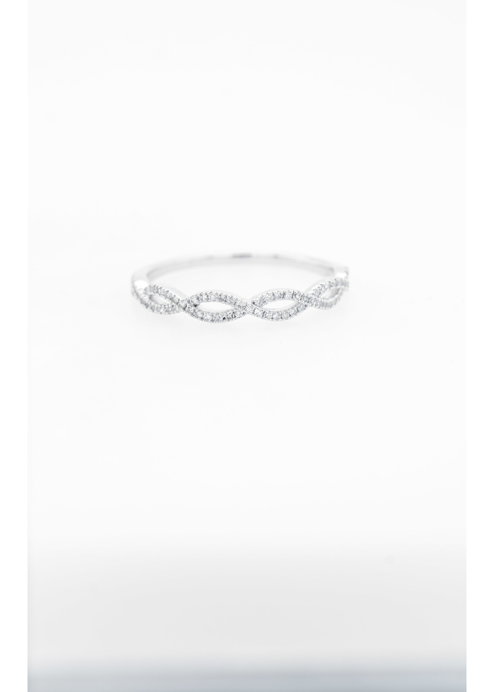 14KW 1.5g .24ctw Diamond Infinity Stackable Band (size 7)
