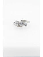 18KW 3.5g .15ctw Diamond Estate Ring (size 6)