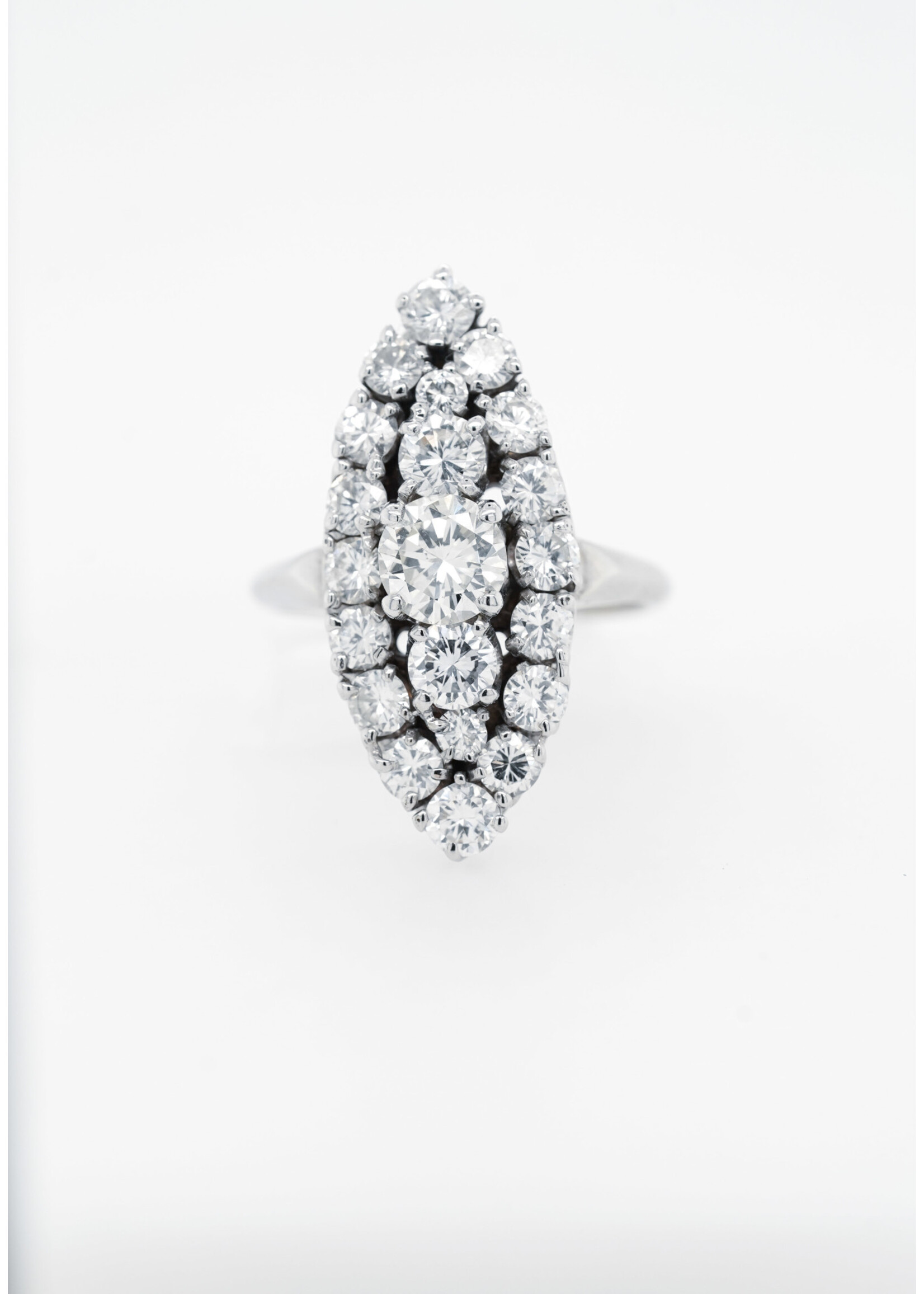 14KW 8.4g 2.20ctw Diamond Estate Ring (size 6.75)