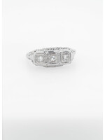 14KW 3.0g .09ctw Diamond Antique Ring (size 7.75)