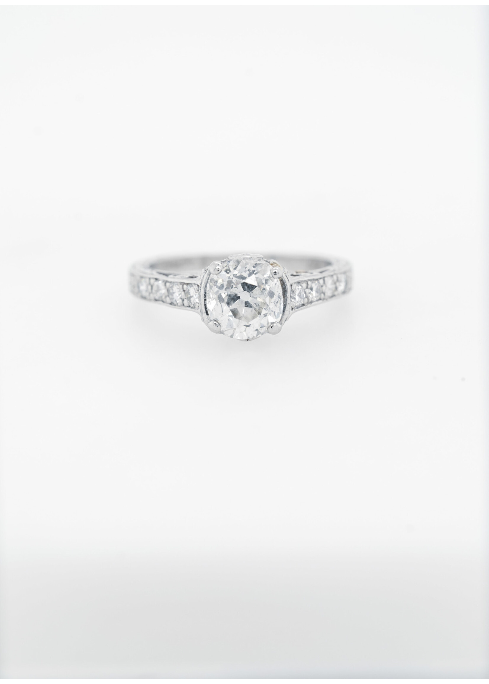 Platinum 5.3g 2.13ctw (1.46ctr) I/SI2 Mine Cut Diamond Vintage Ring (size 5.5)