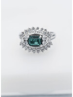 14KW 7.00g .65ctw (.50ctr) Synthetic Emerald & Diamond Fashion Ring (size 6.75)