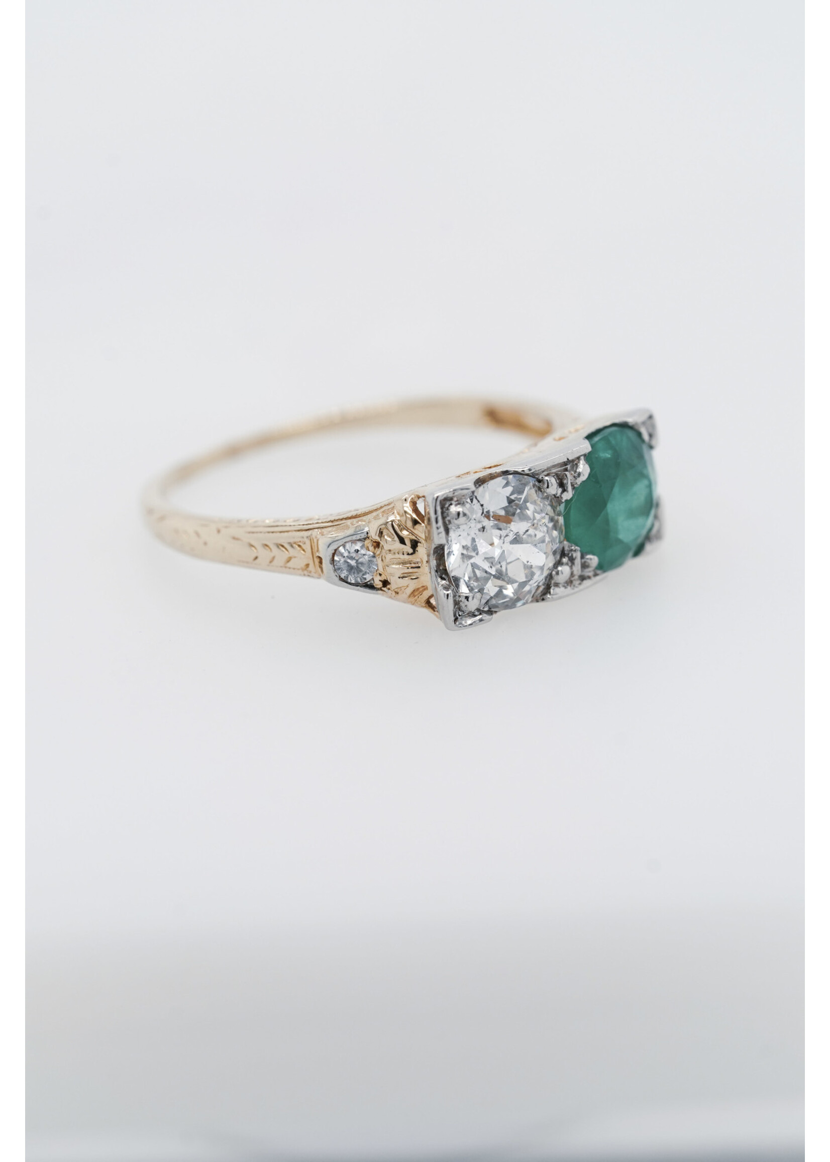 14KY/18KW 3.05g 2.20ctw Emerald & Diamond 2-Stone Antique Ring (size 8.5)