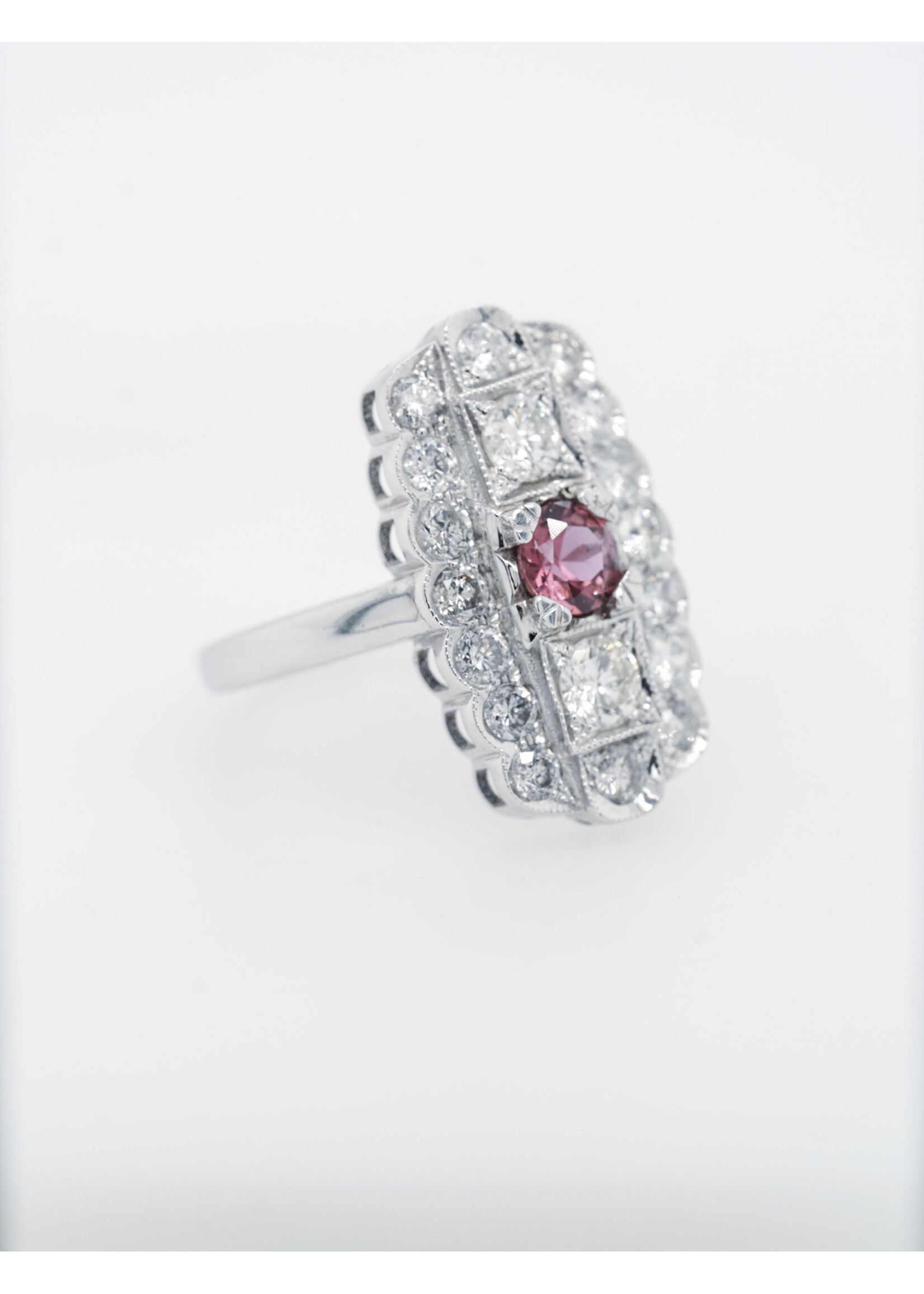 14KW 6.75g 2.80ctw (.60ctr) Pink Sapphire & Diamond Vintage Inspired Ring (size 8)