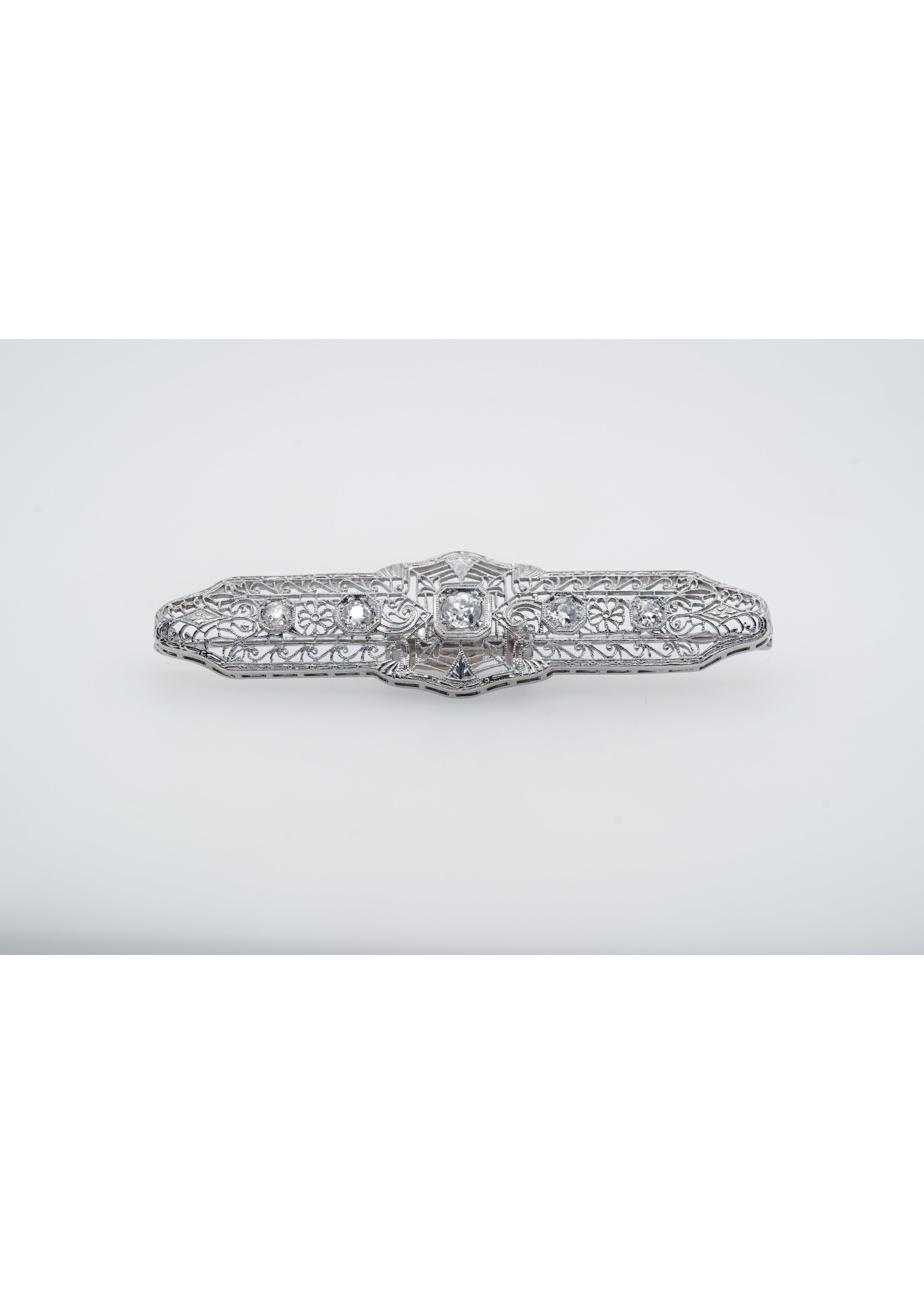 EET- 18KW 6.52g .75ctw Diamond Antique Pin