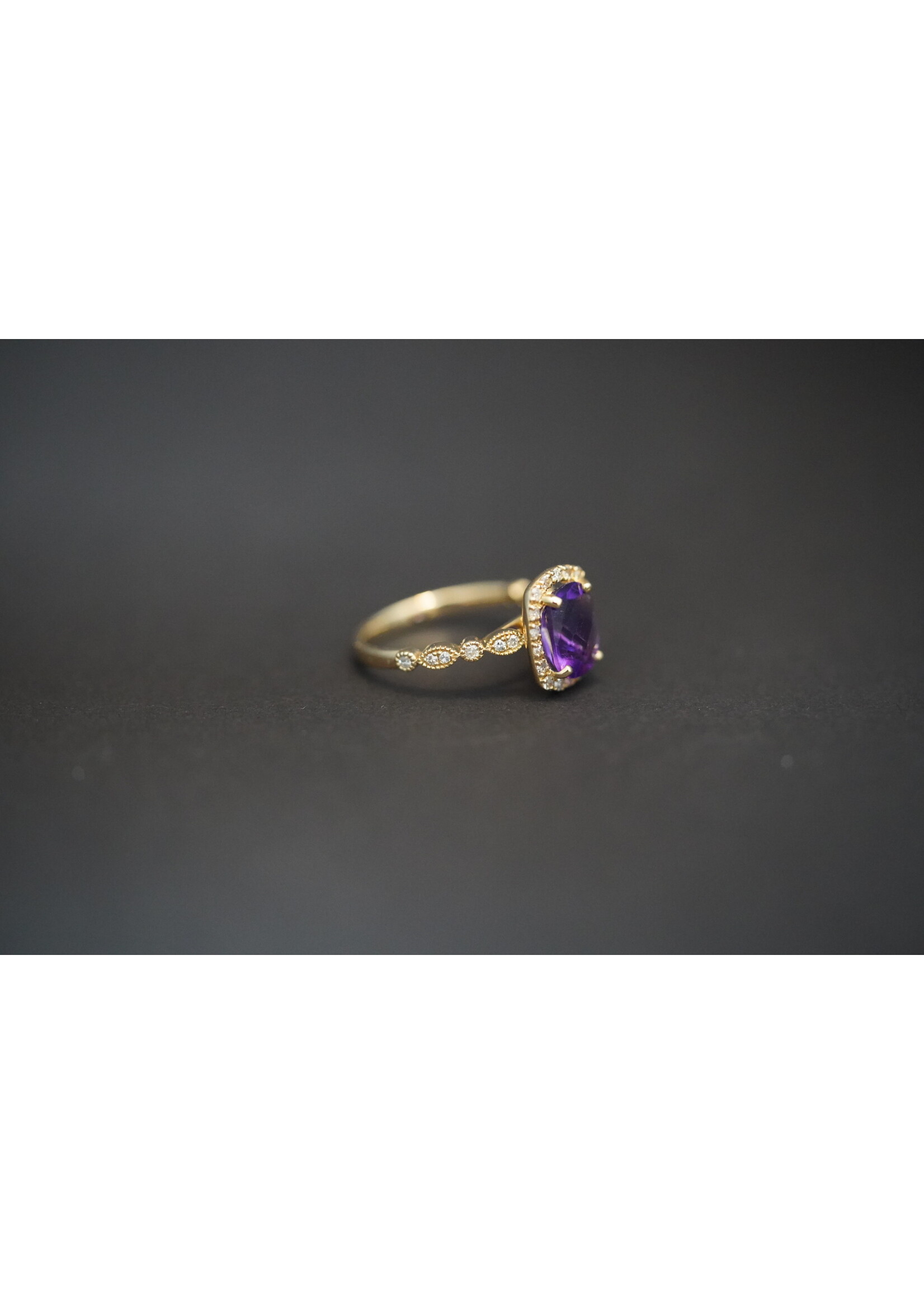 14KY 3.20g 2.22ctw (1.90ctr) Amethyst & Diamond Halo Ring (size 6.75)