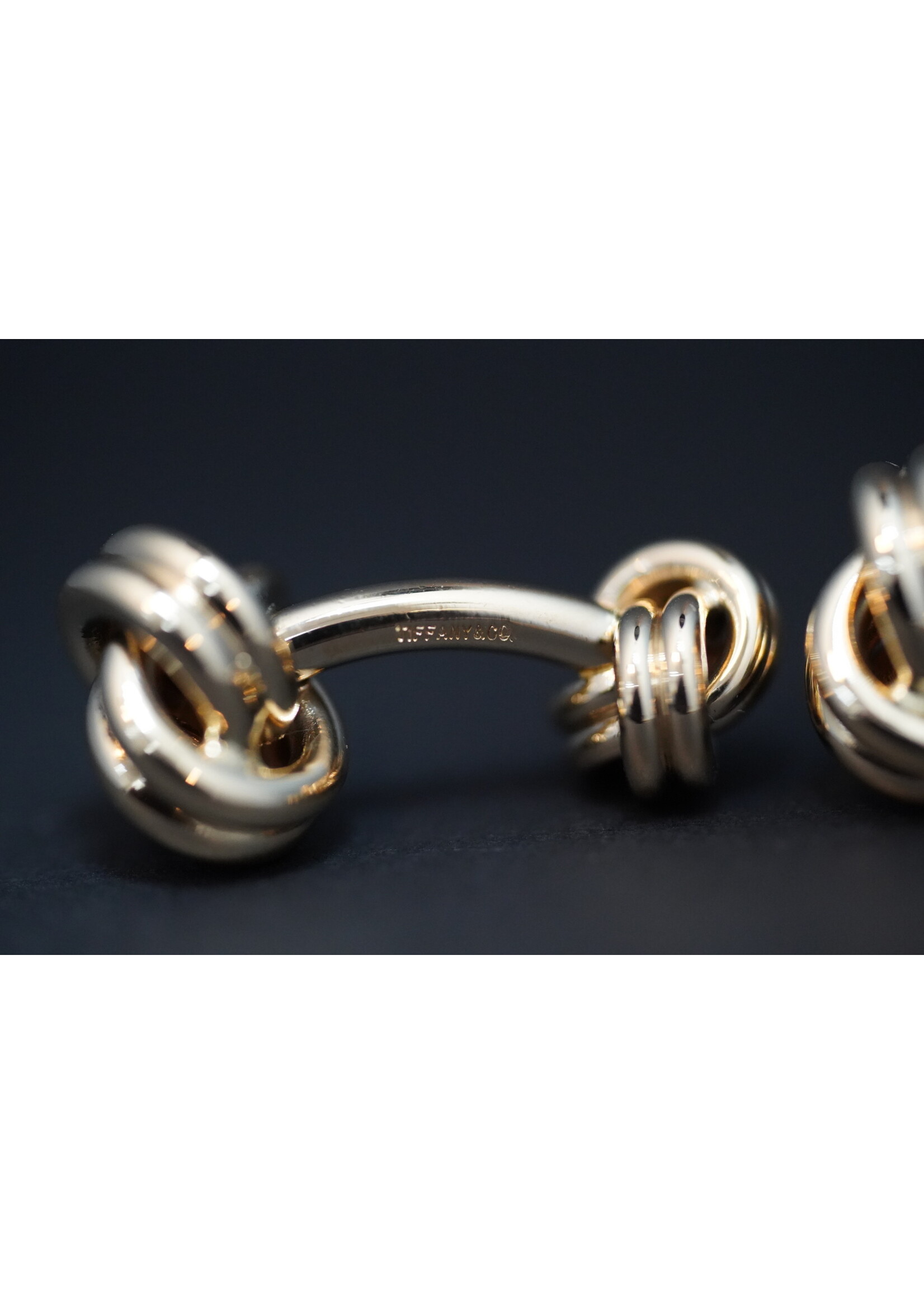 14KY 21.42g T&Co Gold Knot Cufflinks