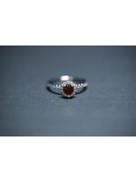 14KW 2.7g 1.00ctw (.67ctr) Garnet & Diamond Halo Fashion Ring (size 6.75)