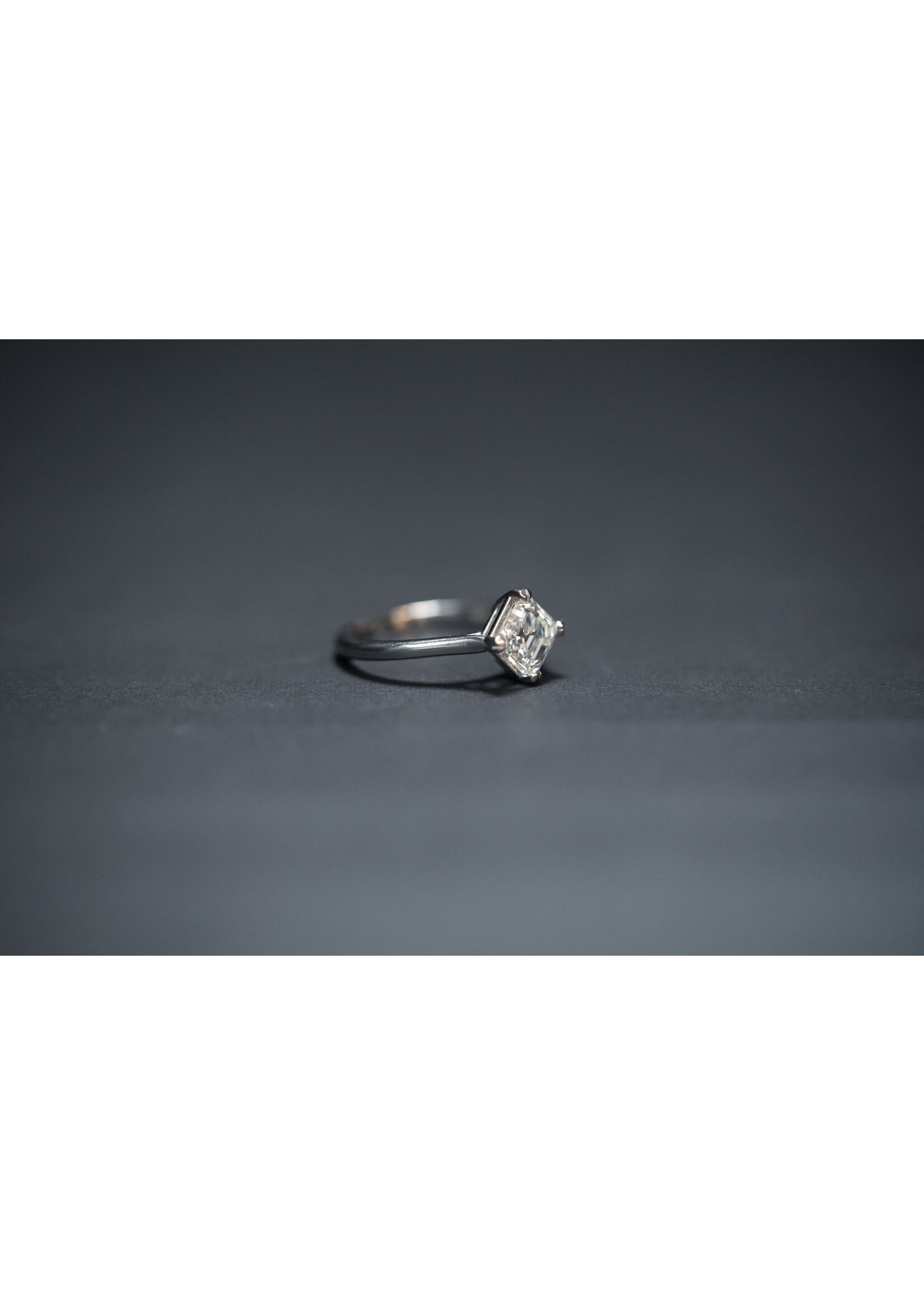 Platinum 4.82g 1.63ct G/VS1 Old Asscher Cut Diamond Solitaire Engagement Ring (size 7)