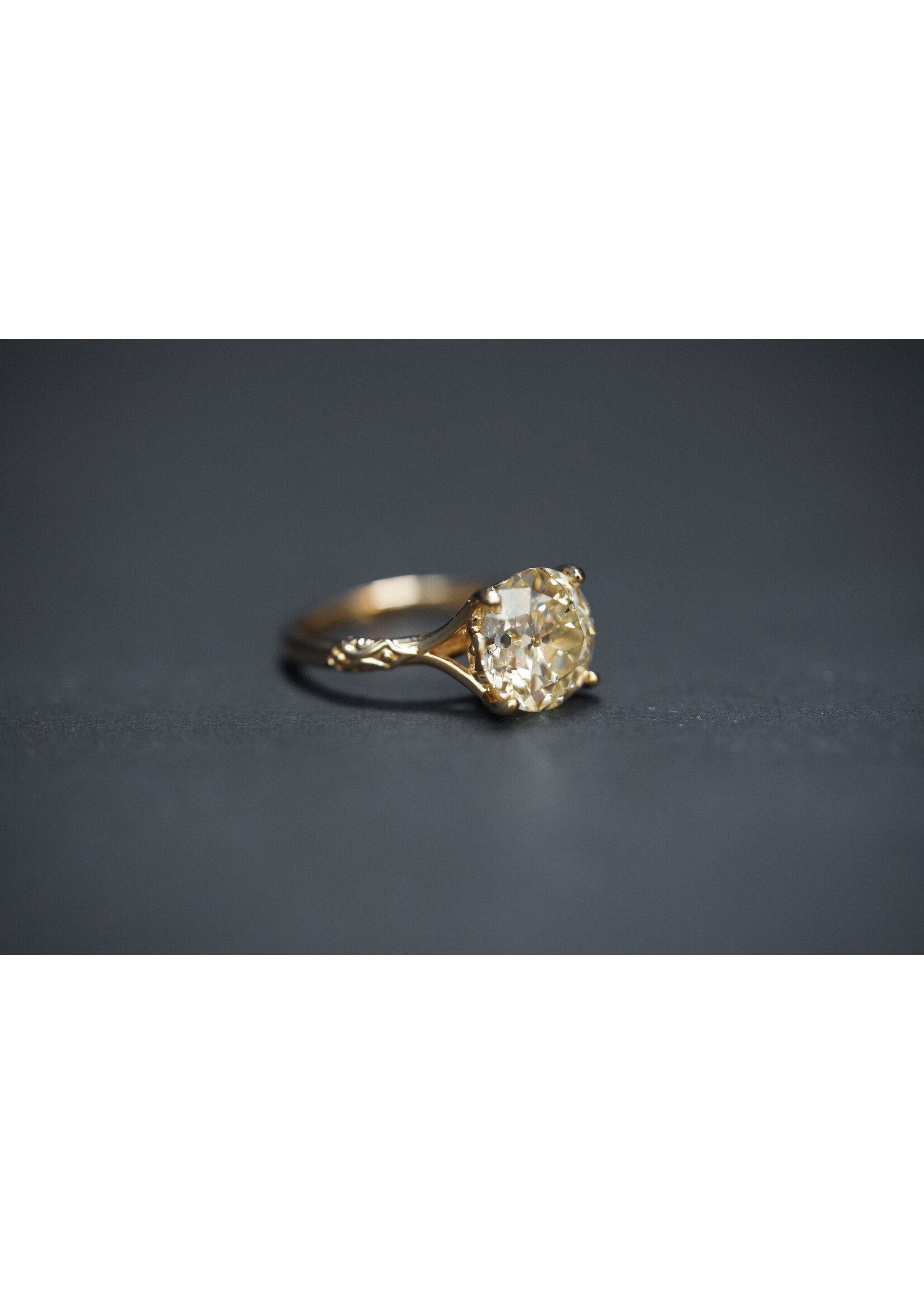 14KY 5.35g 4.48ct N/SI2 Old Mine Cut Diamond Solitaire Engagement Ring (size 7)