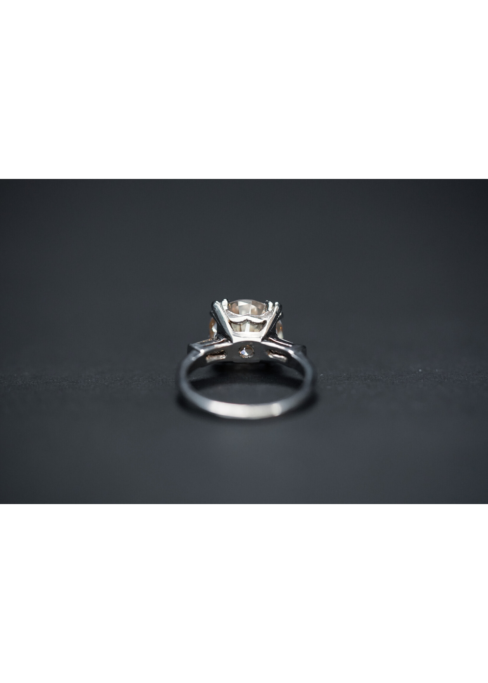 Platinum 5.65g 4.60ctw (4.34ctr) L-M/SI2 Transitional Cut Diamond Vintage Engagement Ring (size 6.25)
