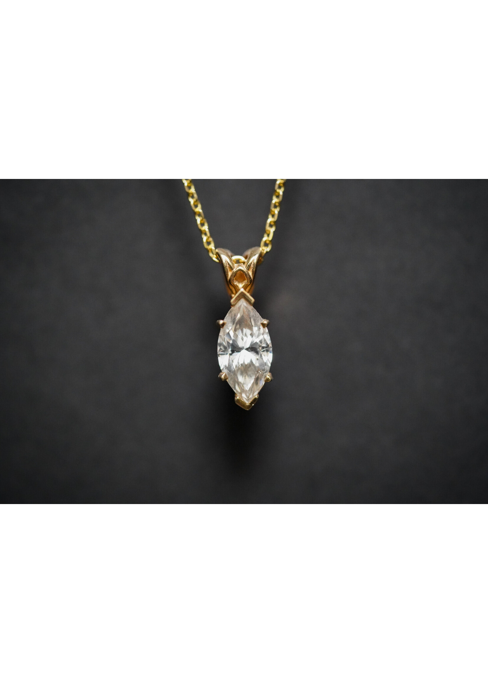 14KY 2.8g 1.30ct H/SI2 Marquise Diamond Solitaire Pendant 18"