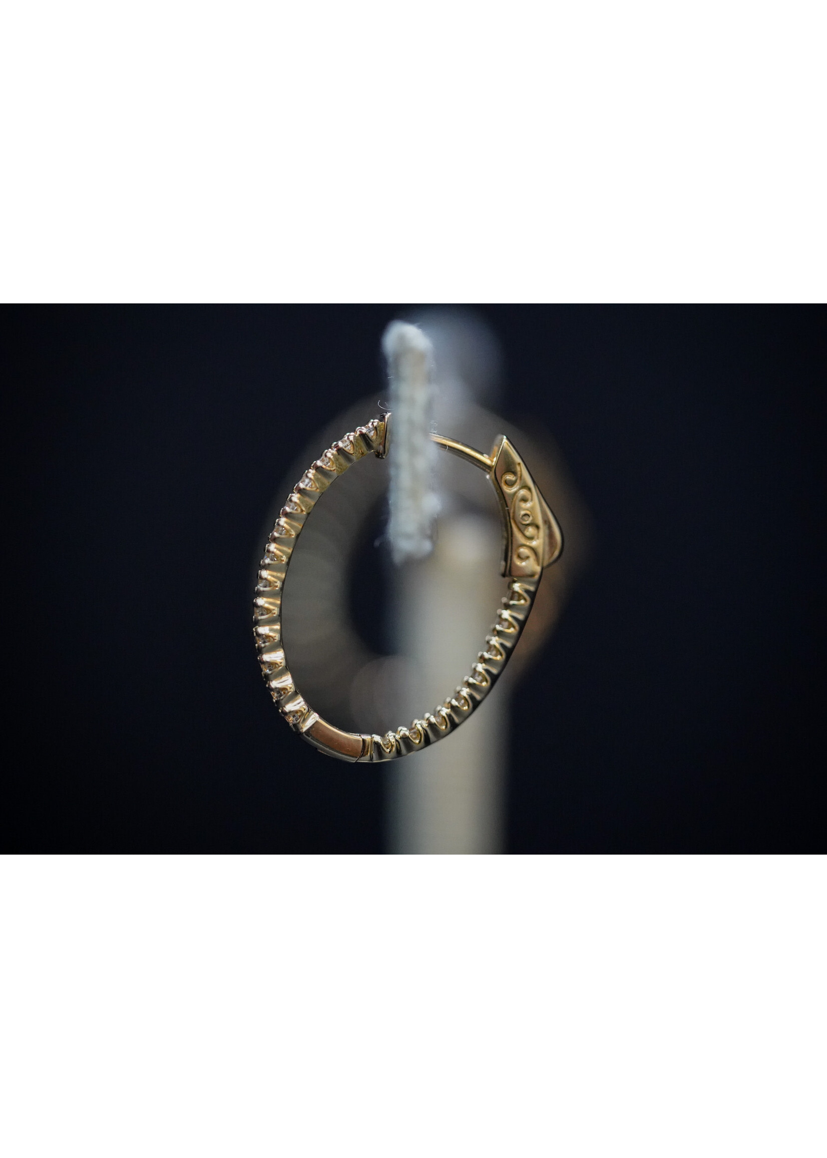 14KY 3.52g .97ctw Diamond Inside/Out Hoop Earrings