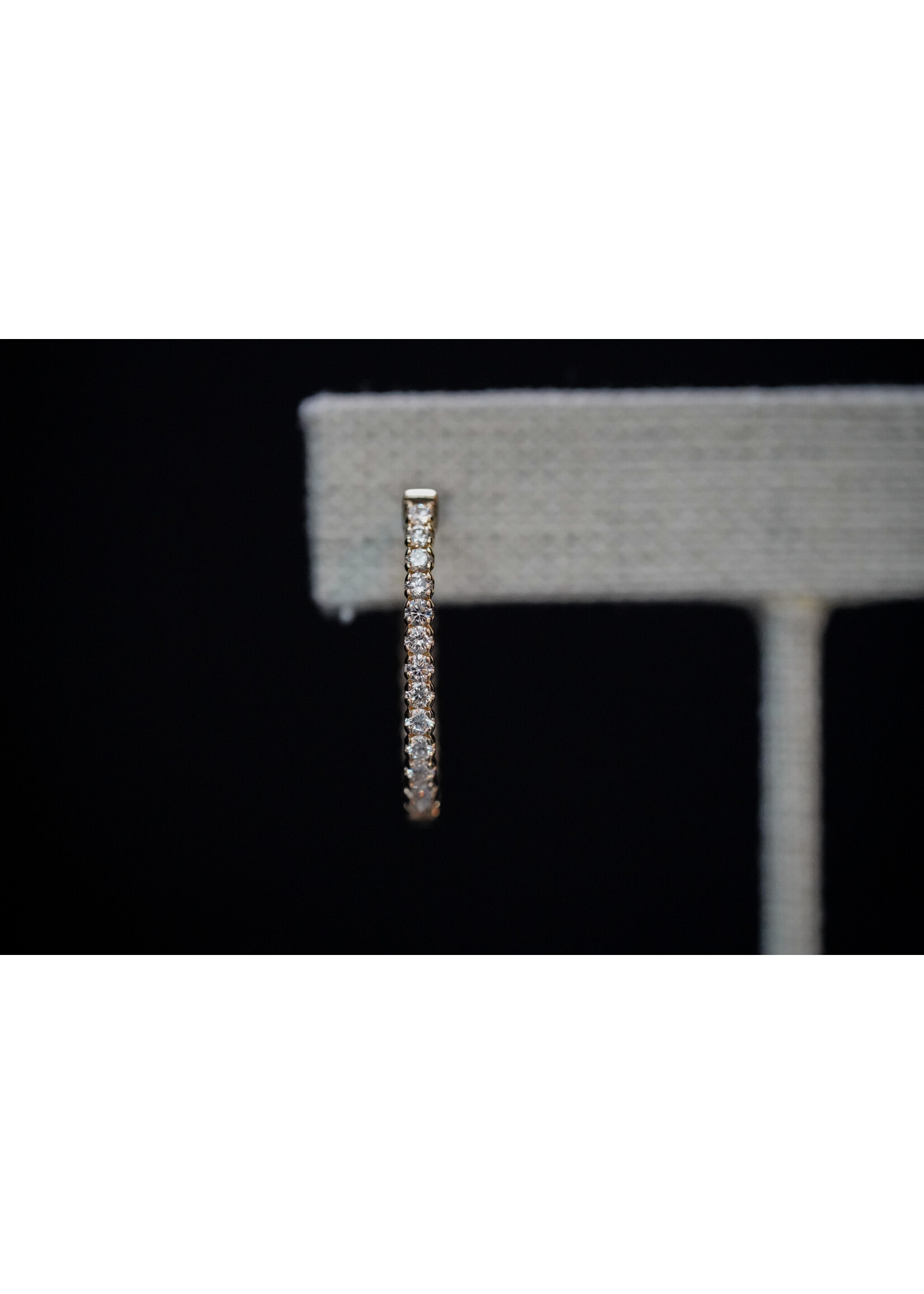 14KY 3.52g .97ctw Diamond Inside/Out Hoop Earrings