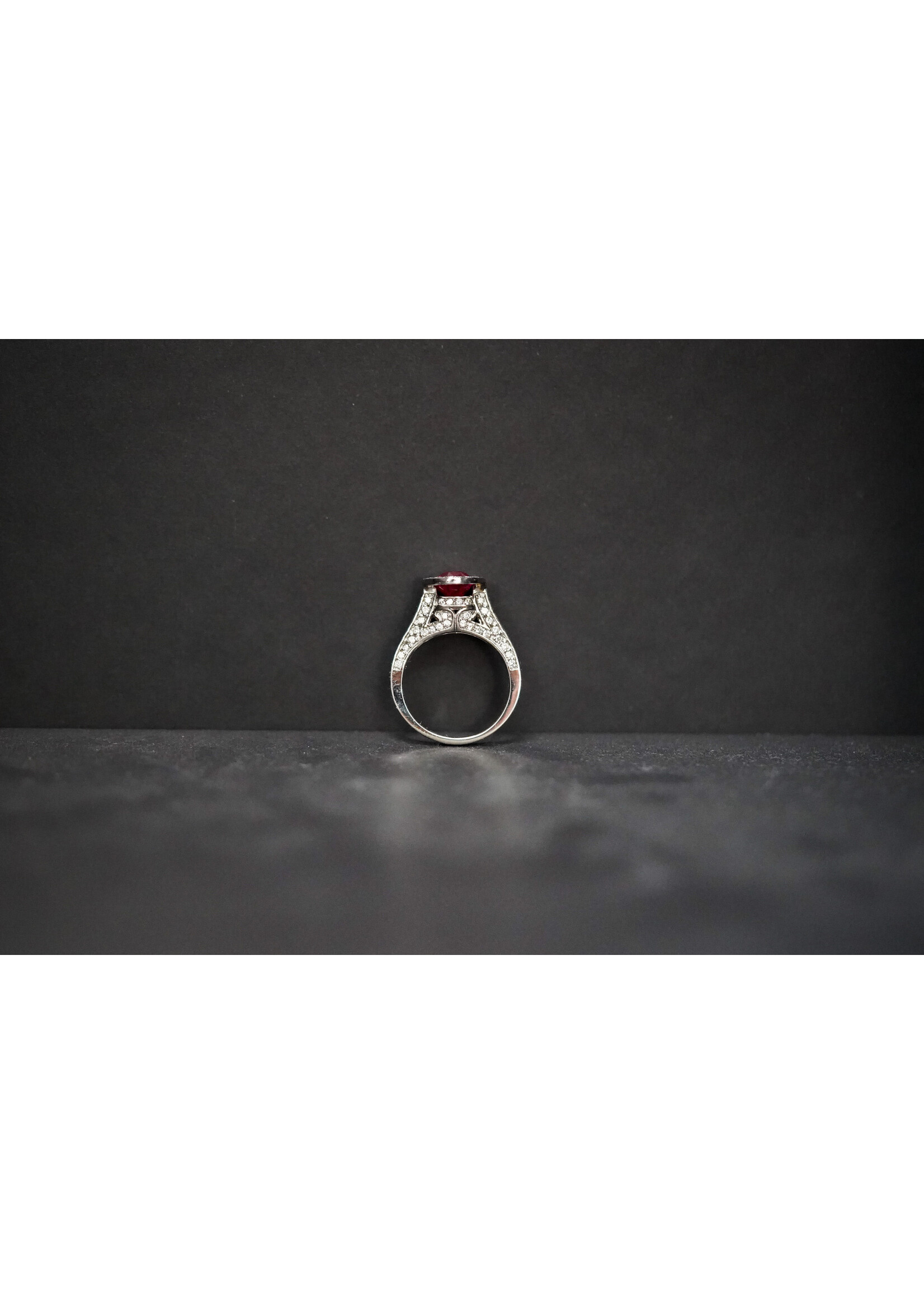14KW 4.8g 2.05ctw (1.60ctr) Ruby & Diamond Halo Fashion Ring (size 6)
