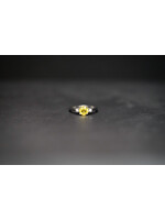 14KW 2.52g 1.10ctw (1.00ctr) Yellow Sapphire & Diamond Three Stone Ring (size 7)