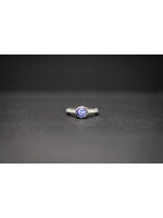 18KW 3.9g 1.60ctw (1.10ctr) Tanzanite & Diamond Fashion Ring (size 6.5)