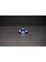 14KW 5.55g 5.30ctw (5.00ctr) Tanzanite & Diamond Fashion Ring (size 7.5)
