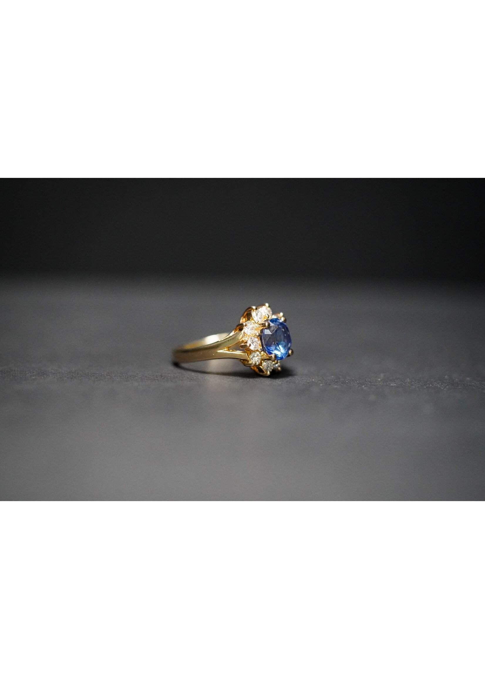 14KY 5.04g 3.35ctw (2.75ctr) Sapphire & Diamond Halo Ring (size 7)