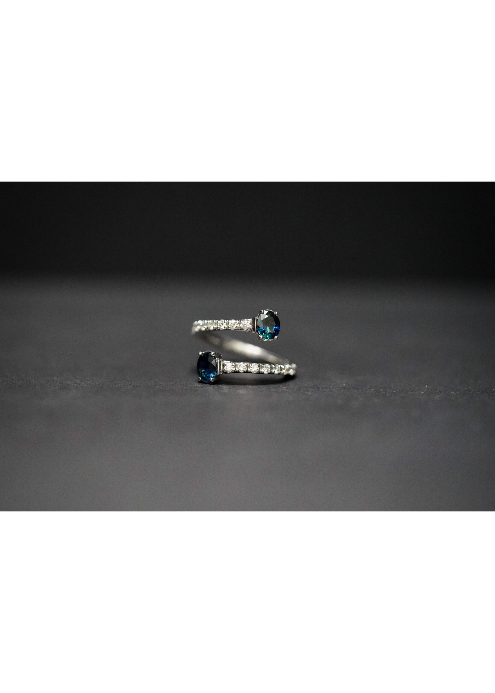 14KW 2.7g 1.36ctw Sapphire & Diamond Bypass Ring (size 7)