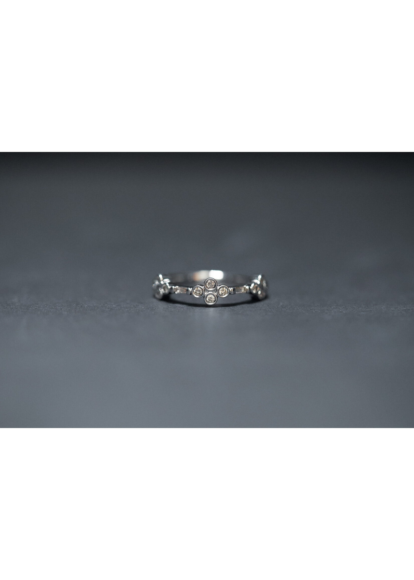 14KW 2.57g .25ctw Diamond Stackable Band (size 7)