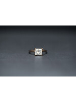 14KY 3.16g 2.11ct I/VS1 Princess Cut Diamond Solitaire Engagement Ring (size 7)
