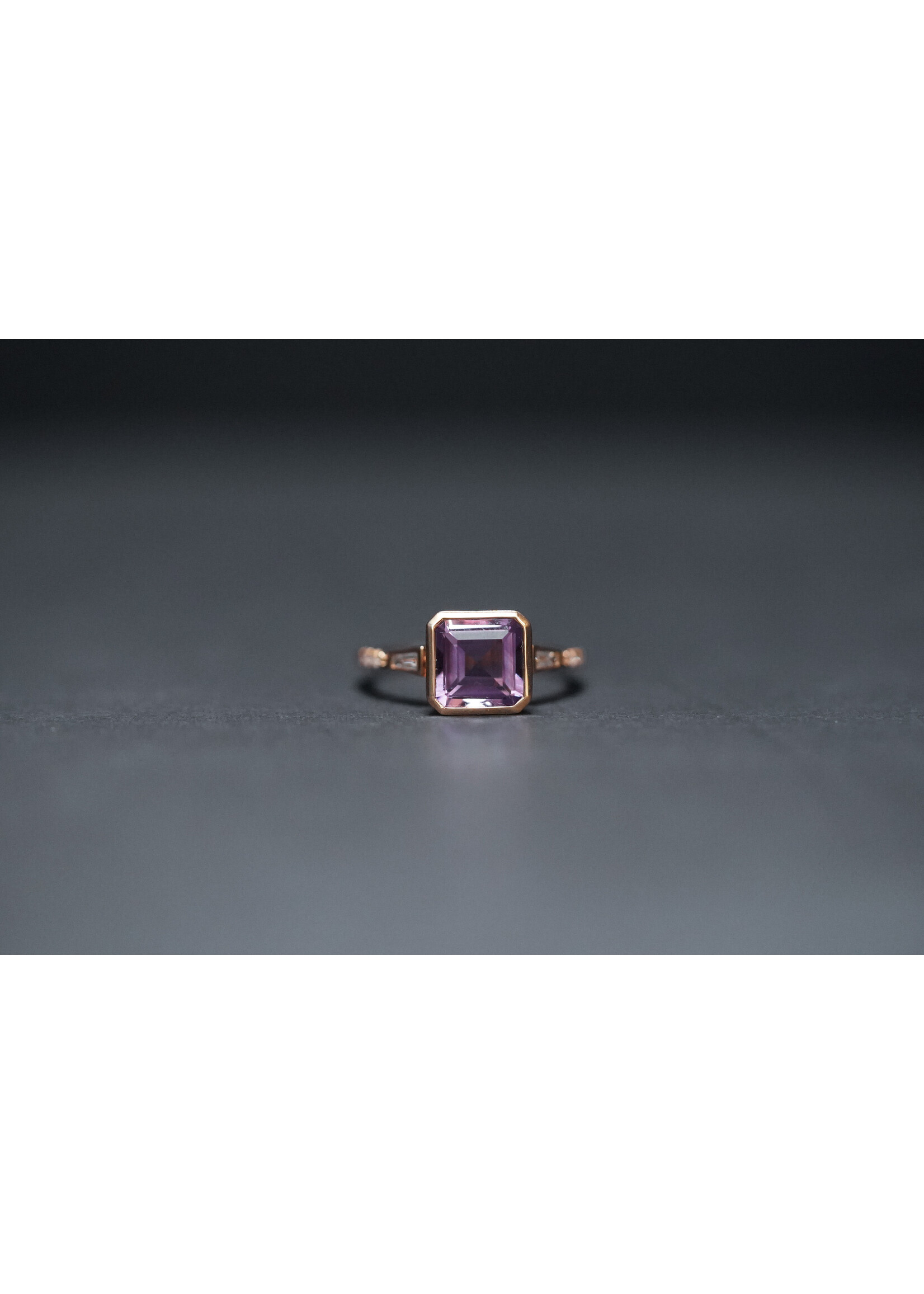 14KR 2.90g 2.56ctw (2.44ctr) Effy Amethsyt & Diamond Fashion Ring (size 7)