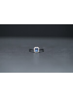 18KW 2.53g .59ctw (.49ctr) Sapphire & Diamond Fashion Ring (size 6.5)