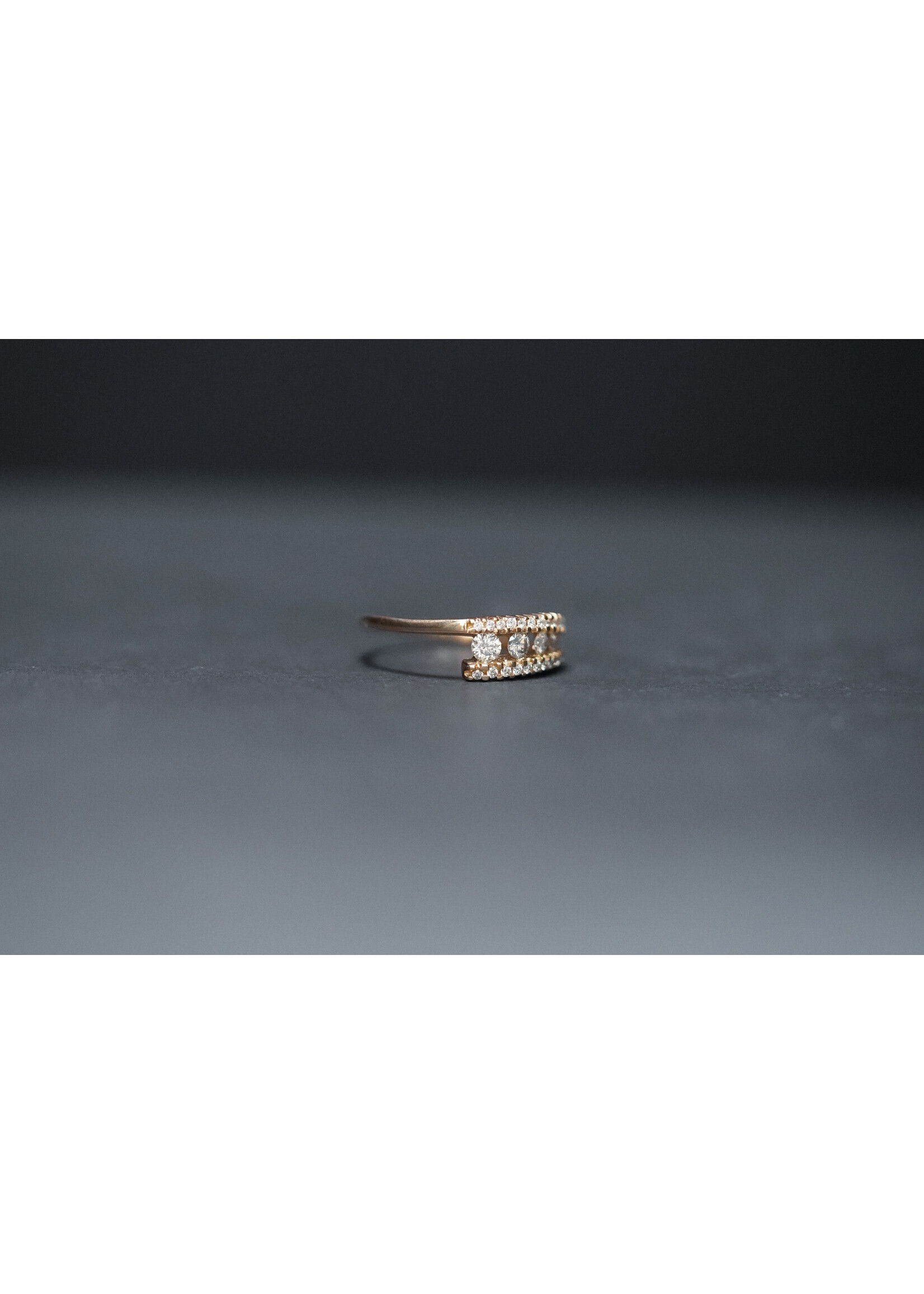 14KY 2.94g .60ctw Round Diamond Fashion Ring (size 9)