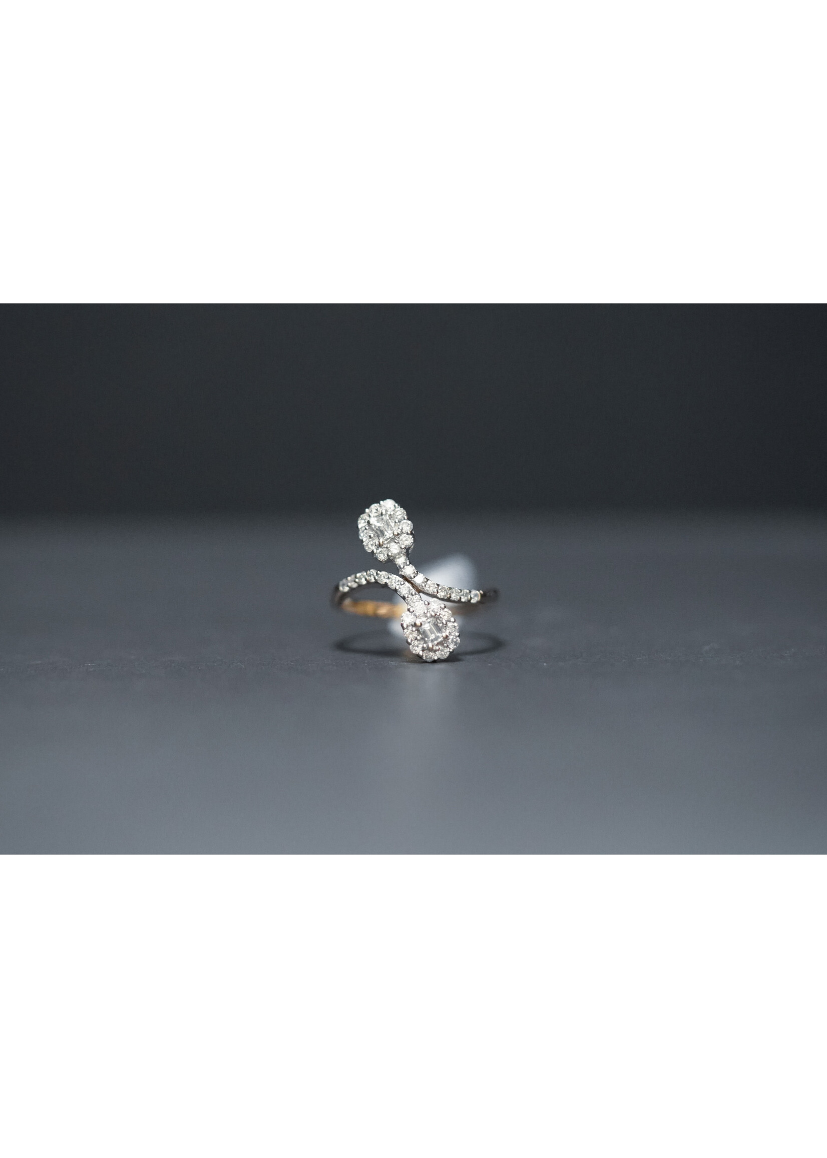 14KY 4.4g 1.50ctw Diamond Bypass Fashion Ring (size 8)