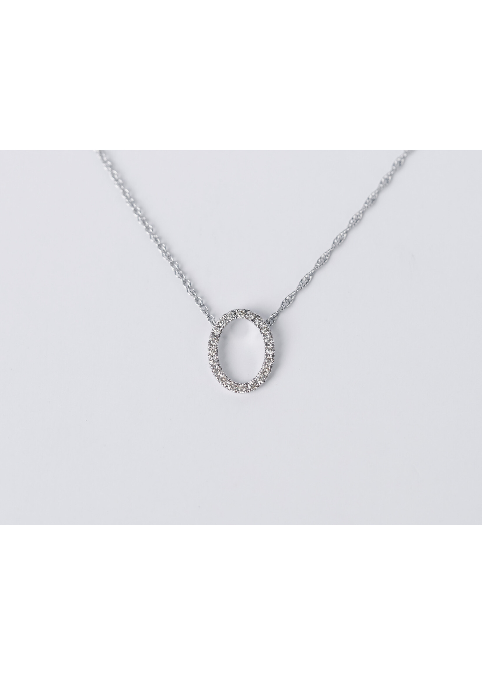 10KW 1.1g .14ctw Small Diamond Circle Pendant 16"