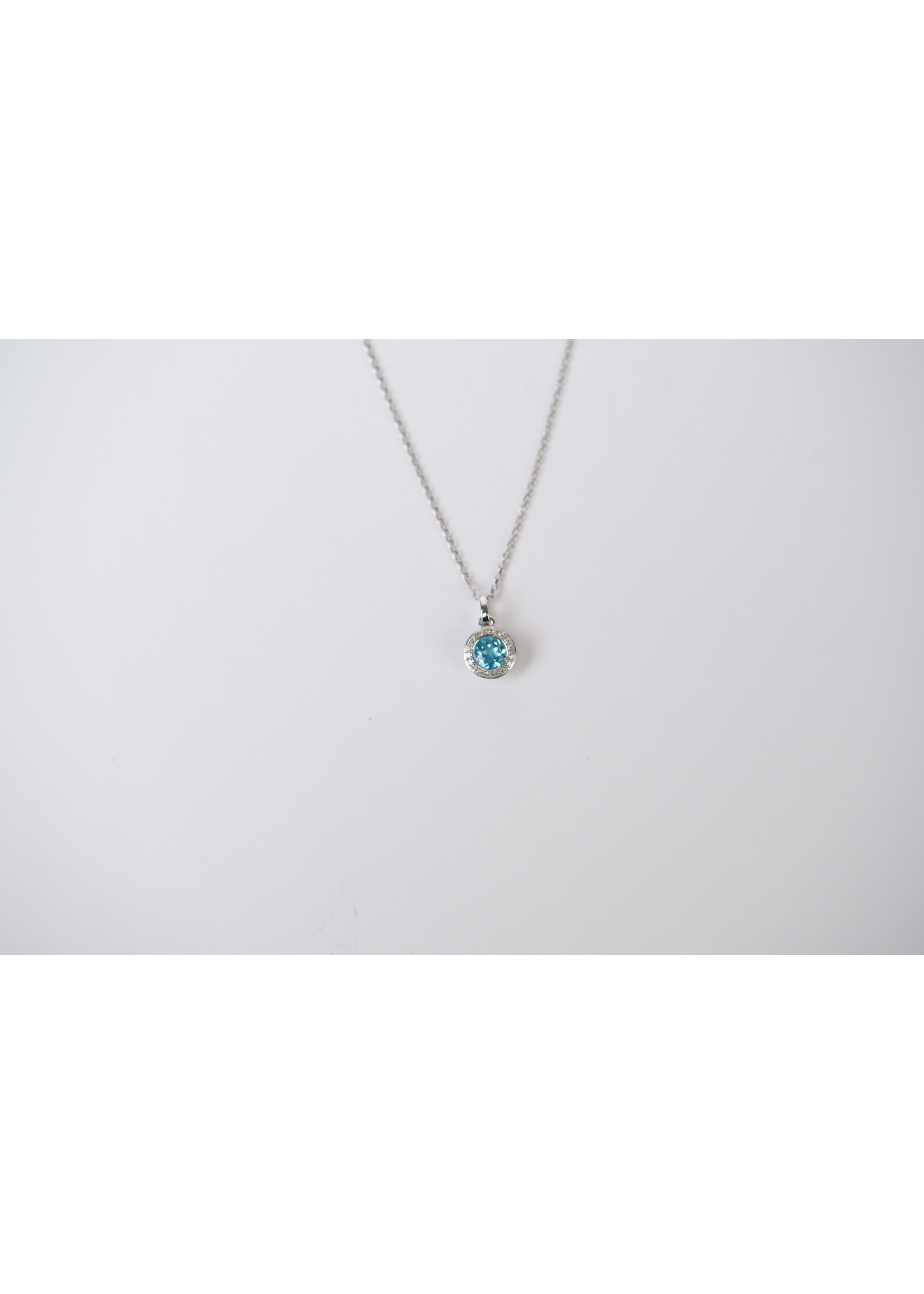 14KW 2.43g 1.00ctw (.90ctr) Blue Topaz & Diamond Halo Pendant 18"