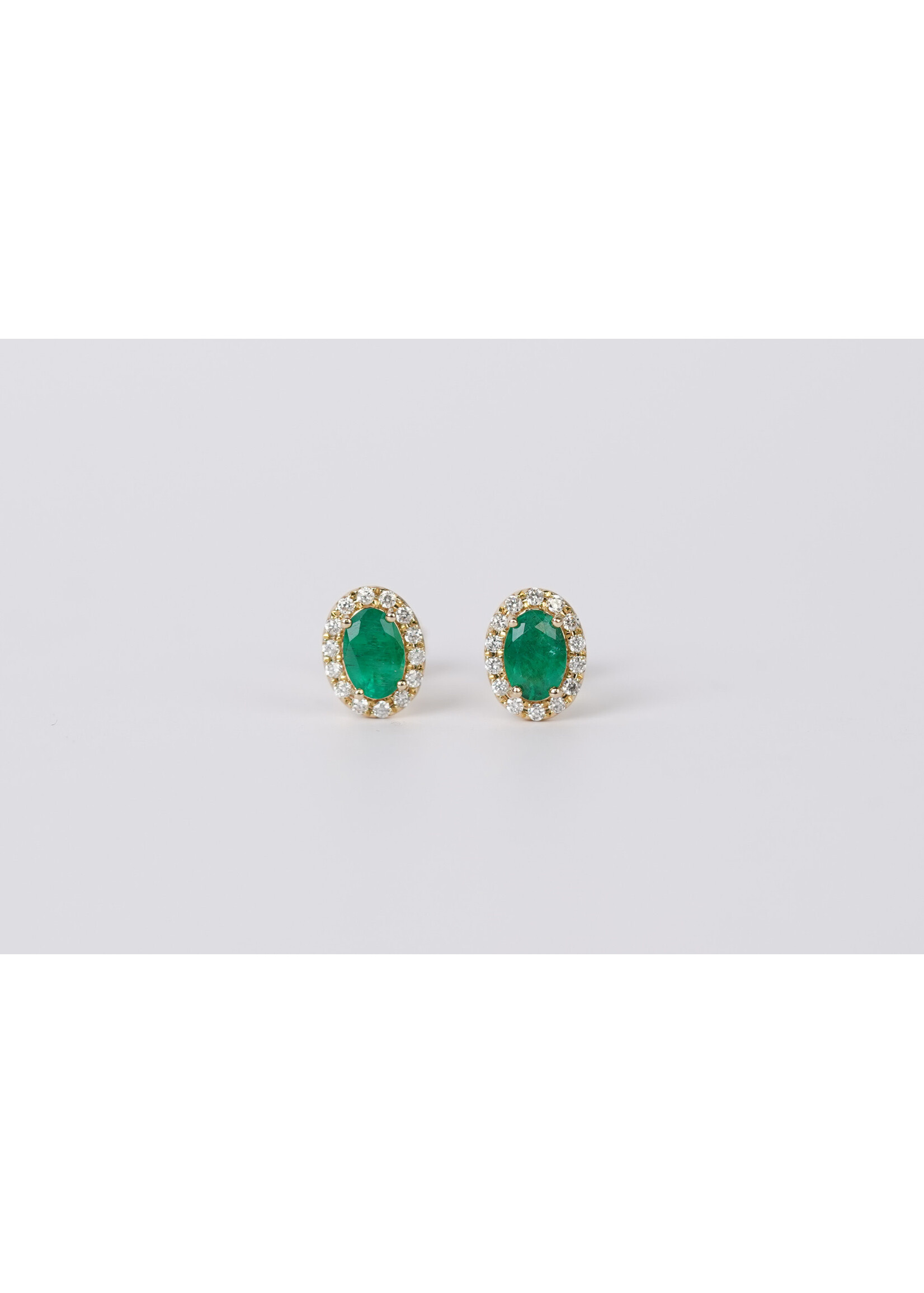 14KY 1.30g .97ctw Emerald & Diamond Halo Stud Earrings