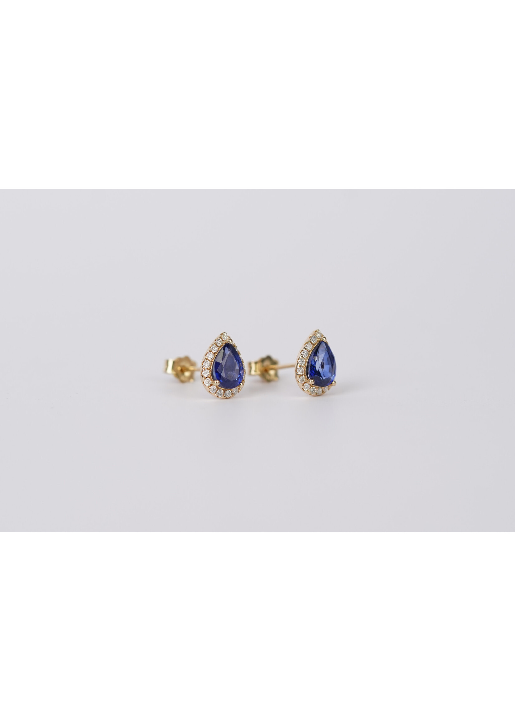 14KY 1.70g 2.06ctw Sapphire & Diamond Halo Stud Earrings