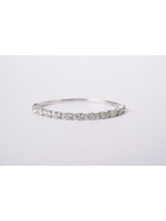 14KW 14.90g 5.39ctw Diamond Flex Bangle