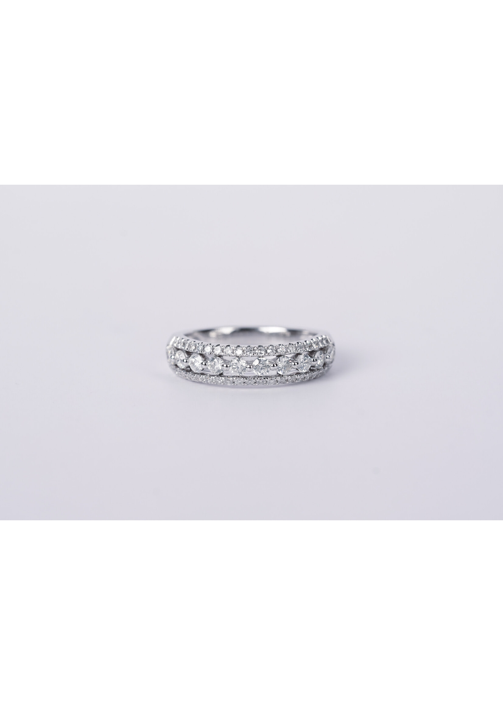 14KW 4.30g .76ctw Diamond Fashion Ring (size 7)