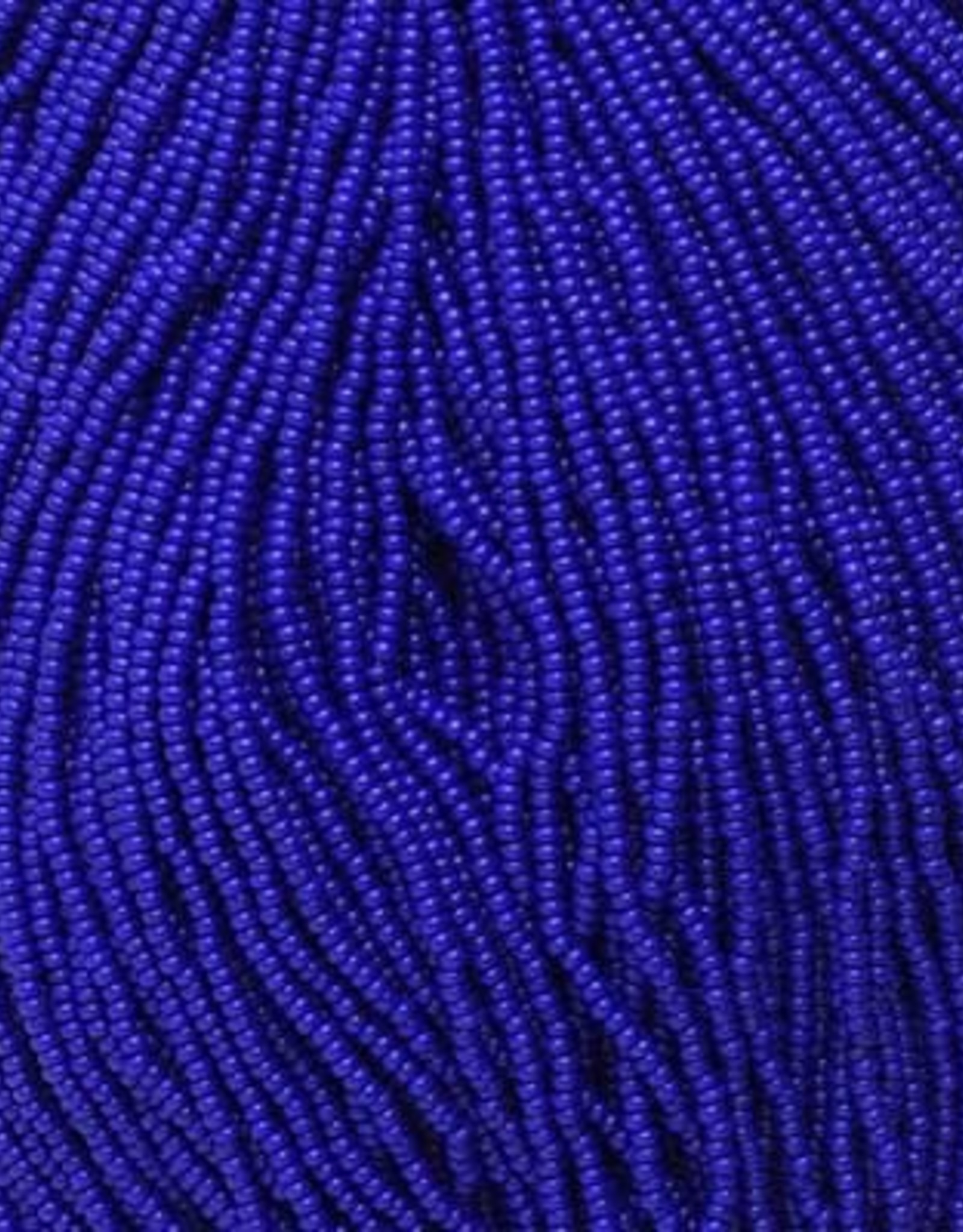 Preciosa Czech Seed Bead Seed Bead 11 0 Dark Royal Blue Op Strung Bearpaw Music And Gifts