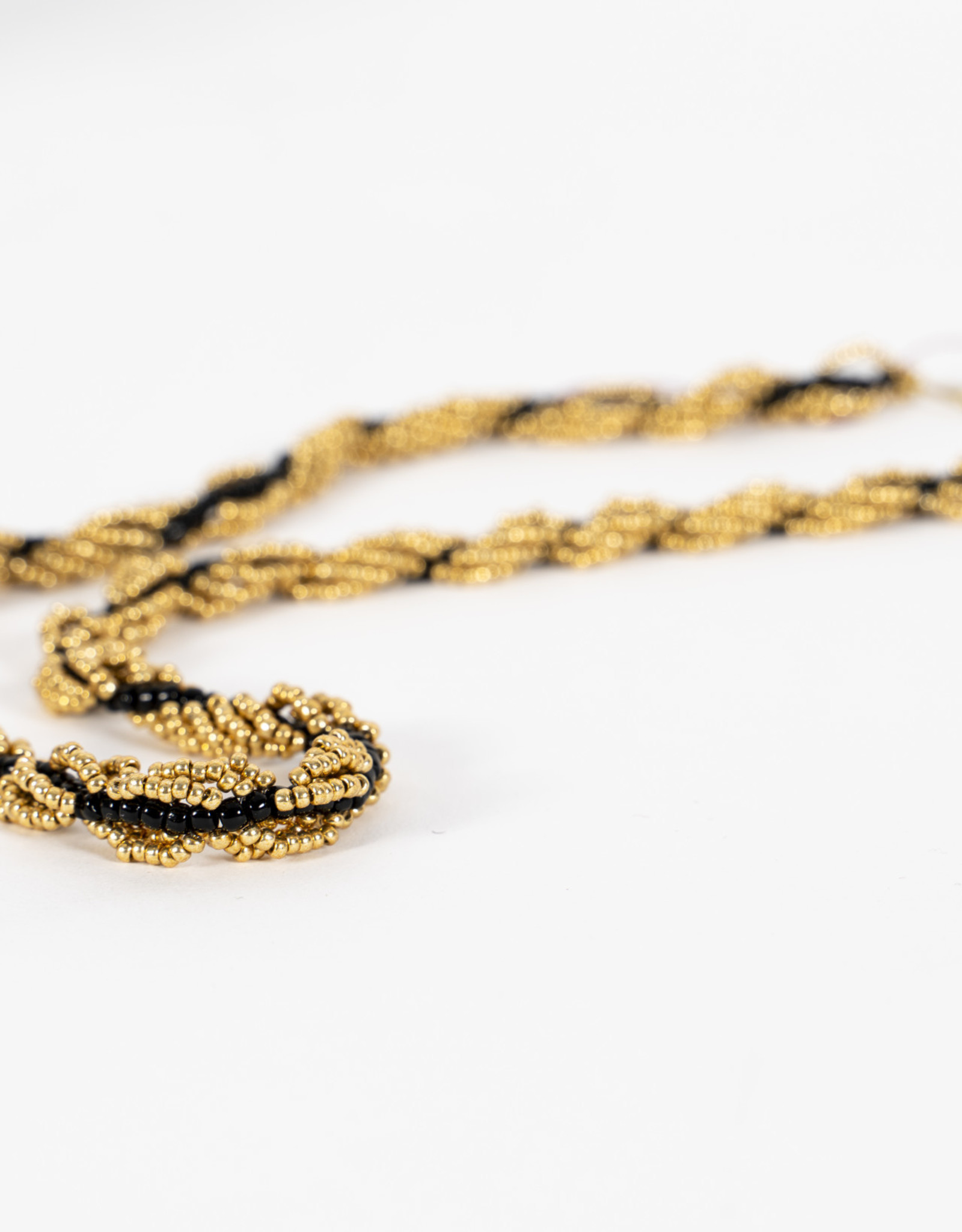Wendy Ellsworth Black/Gold spiral necklace