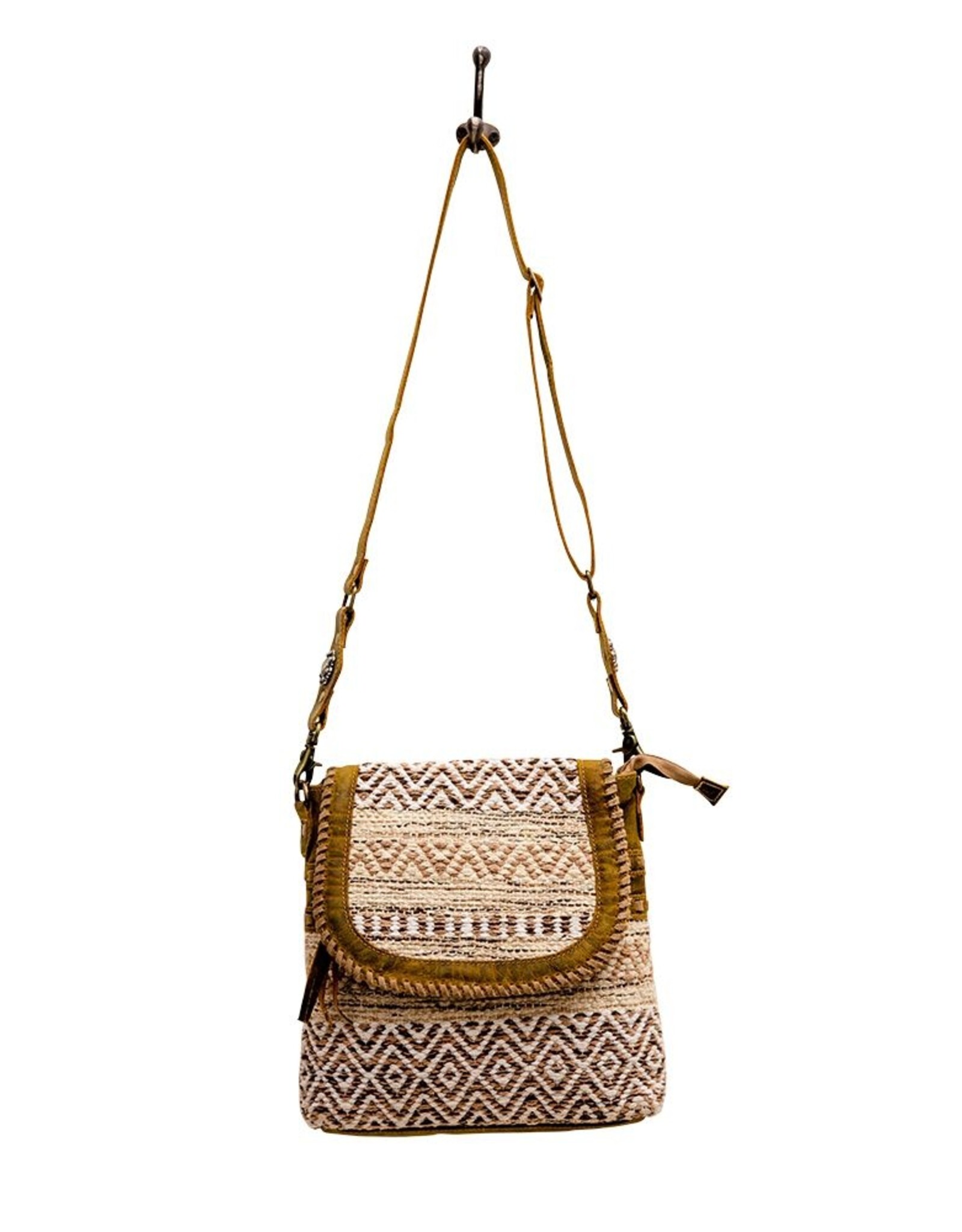 Myra Bag Rater Shoulder Bag