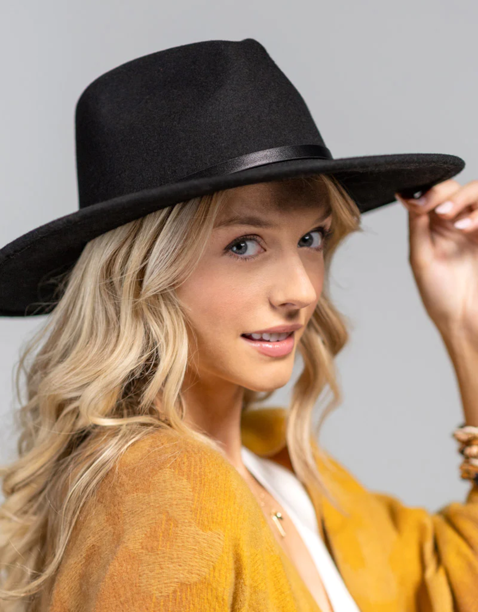 The Megan Wool Hat-Black