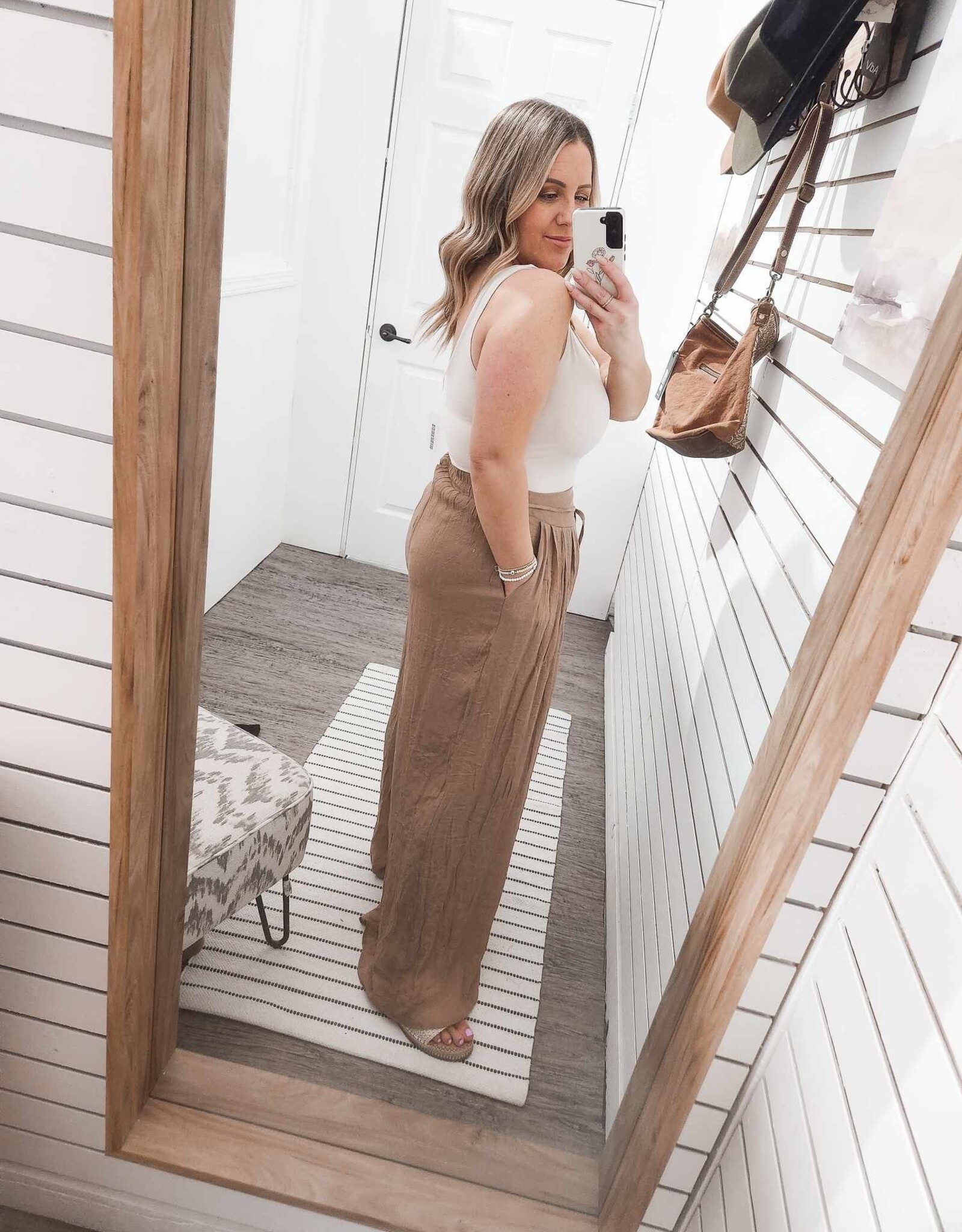 The Essential Tank, Ecru