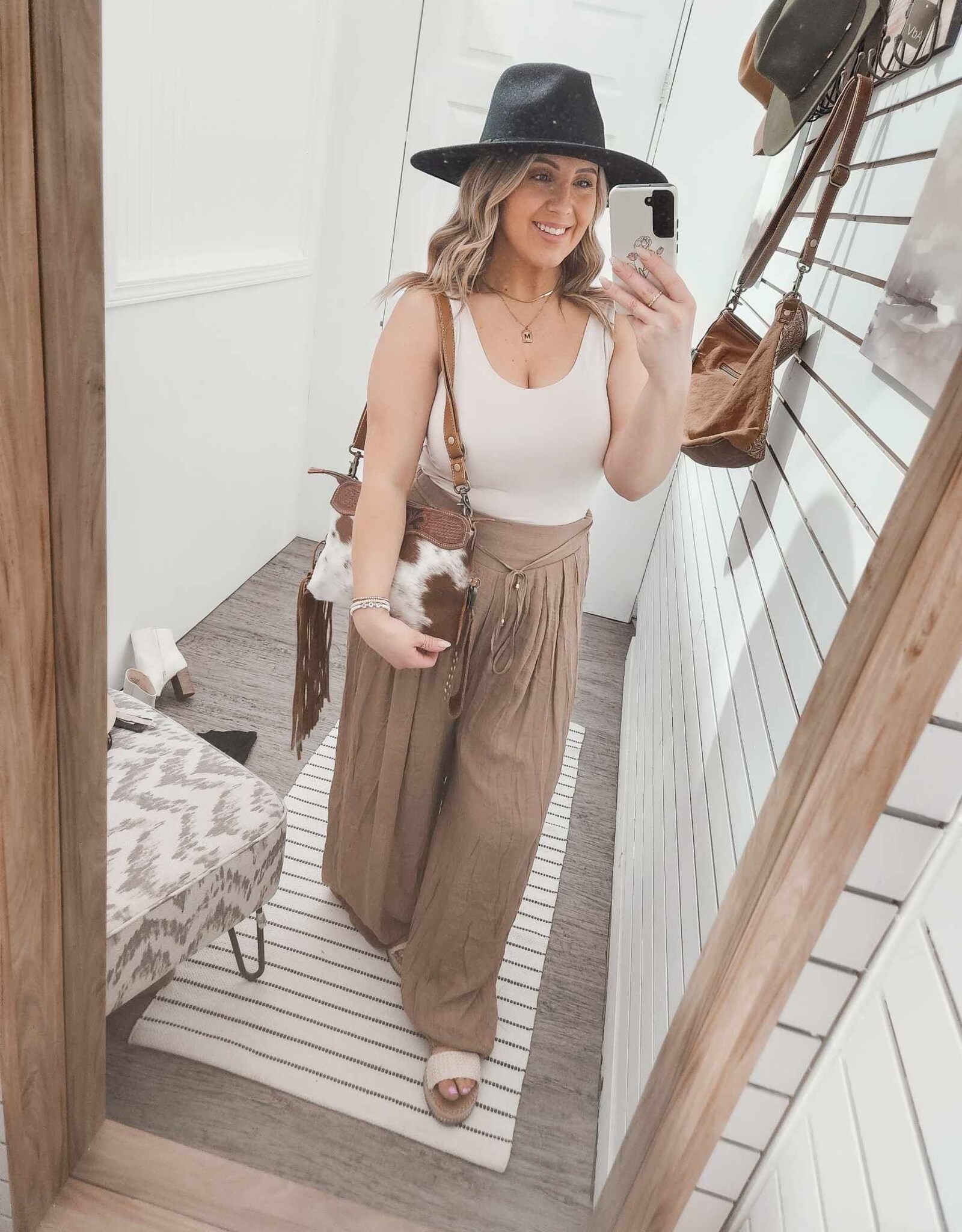 The Essential Tank, Ecru