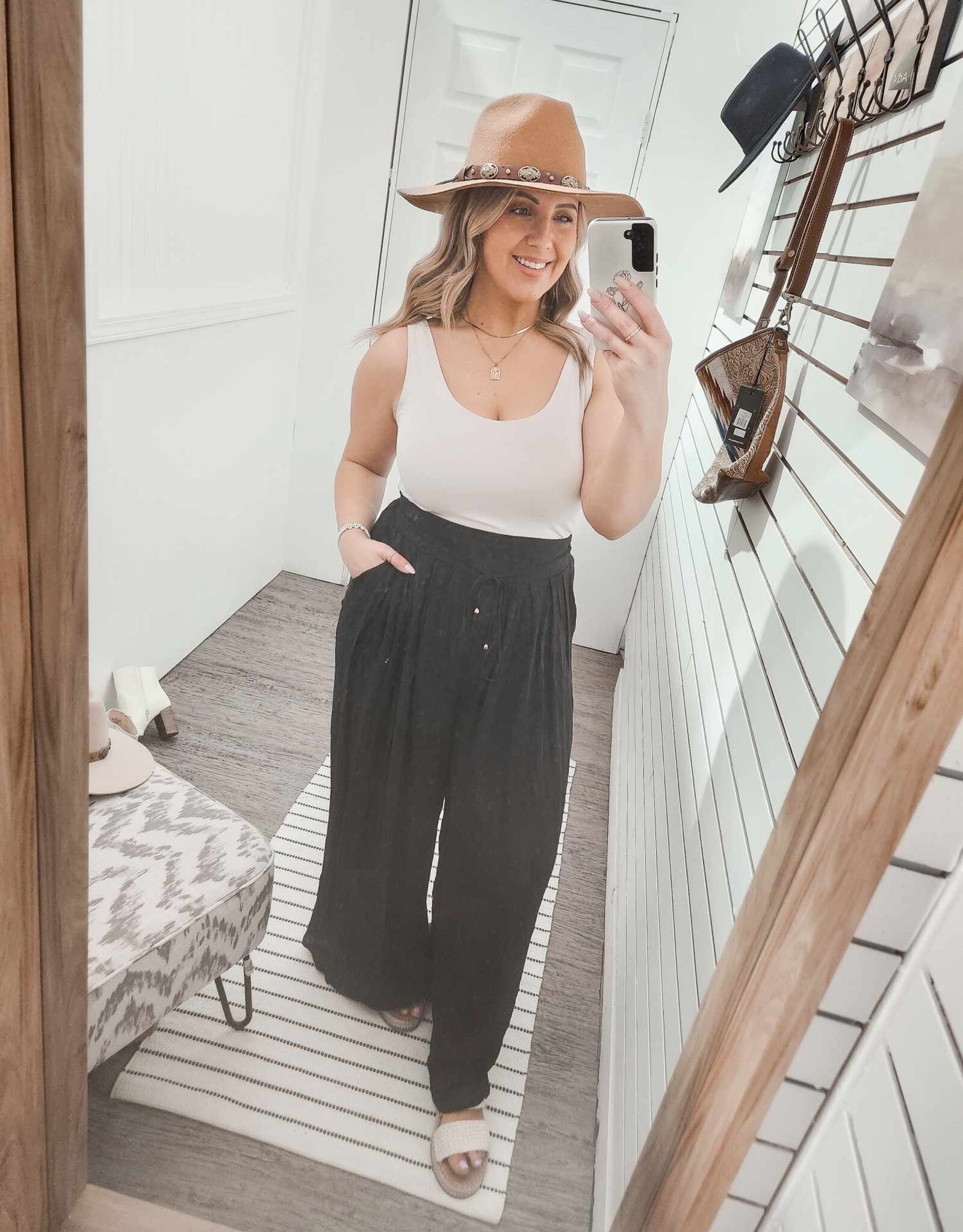 The Essential Tank, Ecru