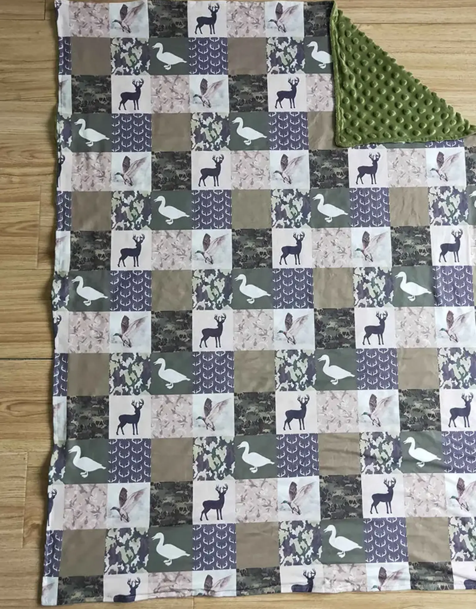 Aier Wholesale Minky Blanket, Hunting