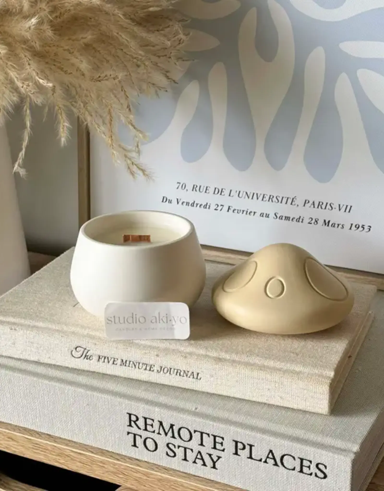 Studio Akiyo Wood Wick Candle, Mushroom