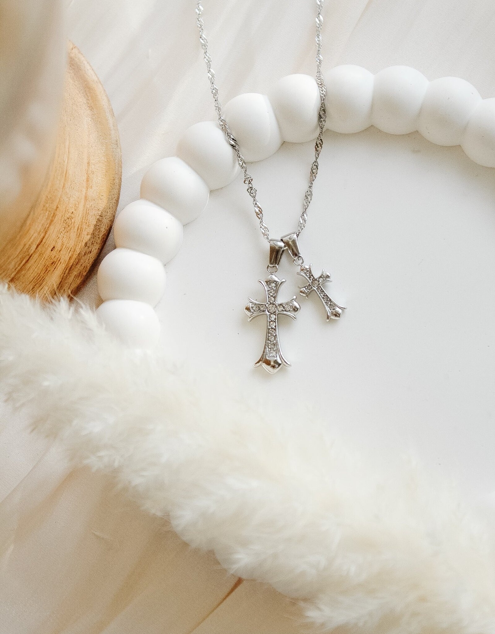 Sweet Three Designs Kourtney Necklace