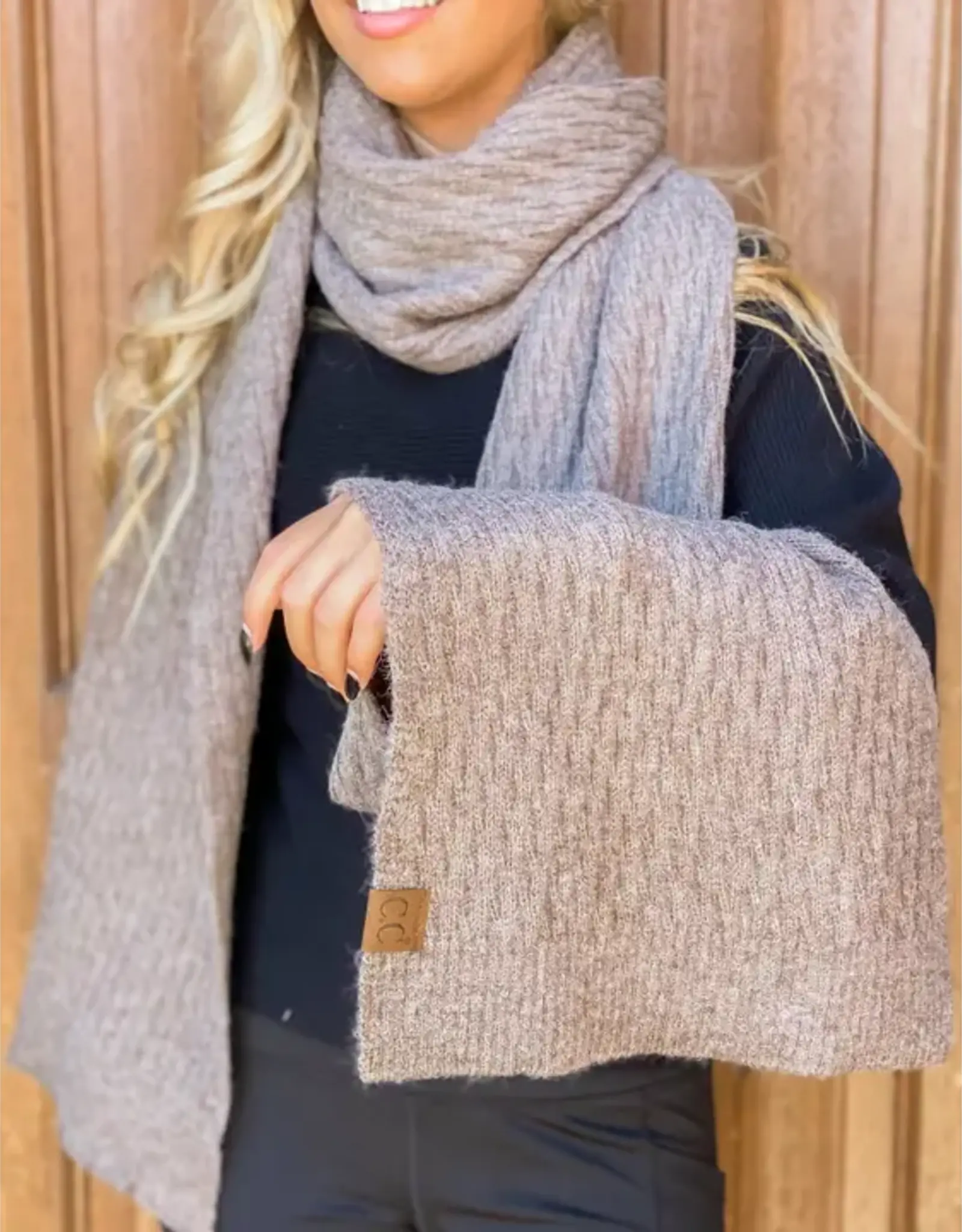 CC Honeycomb Pattern Scarf