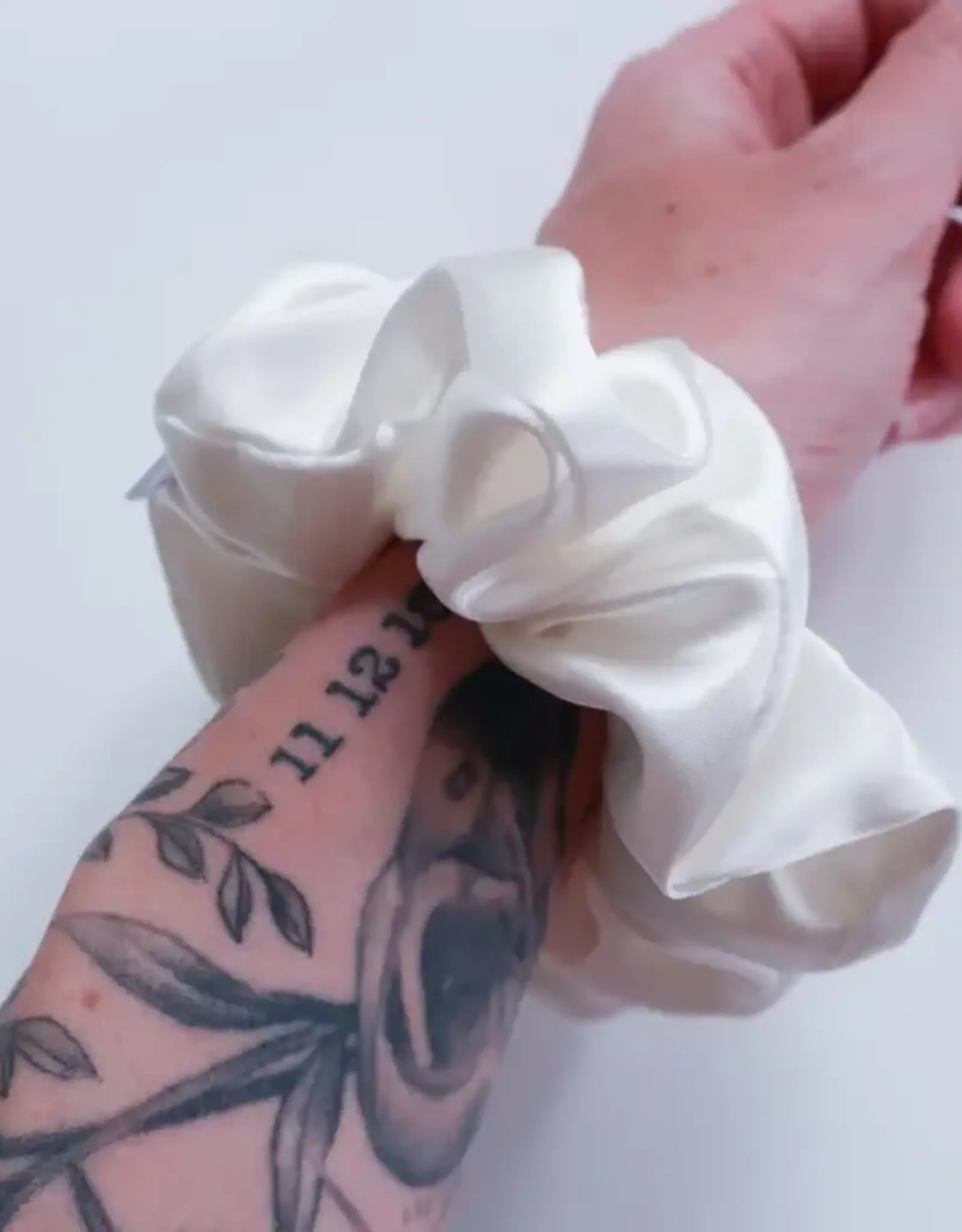 Antler & Acre Scrunchie-Silk, White
