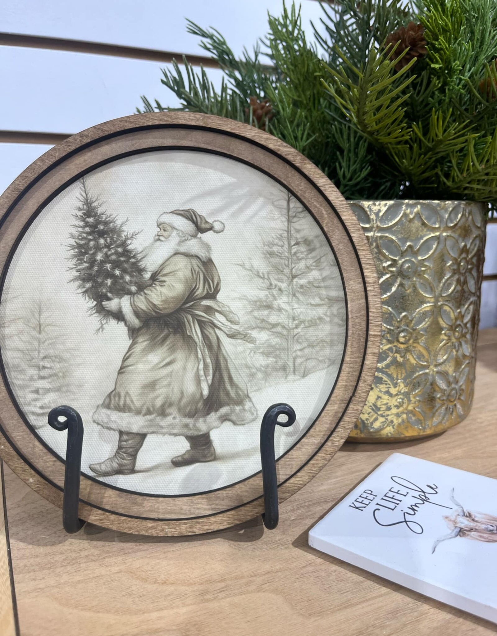 Redeemed Decor 8" Round Art, Santa